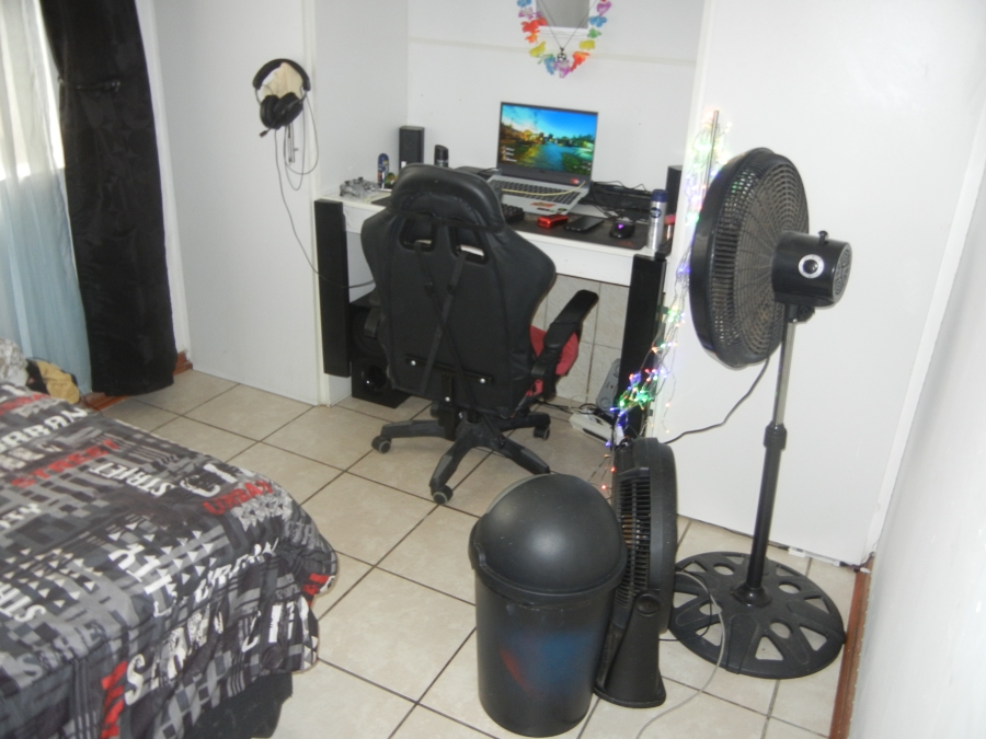 9 Bedroom Property for Sale in Winterstrand Eastern Cape